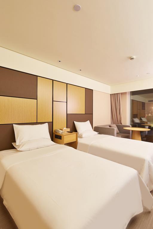 Ji Hotel Shanghai Stadium Bagian luar foto